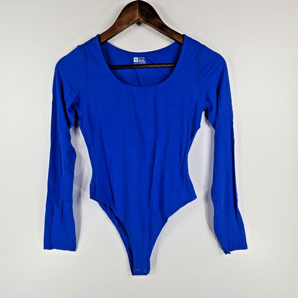 HYZ Women's Size Medium Royal Blue‎ Long Sleeve Snap Closure Bodysuit NWOT
